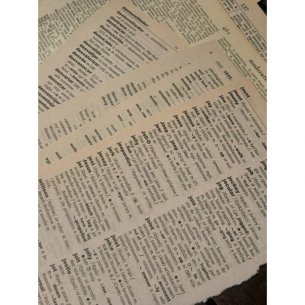 50+ Huge Lot Vintage Dictionary Pages‎ Paper Scrapbooking Junk Journal Bundle